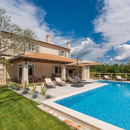 Villa-Osmium Smoljanci Bagian luar foto