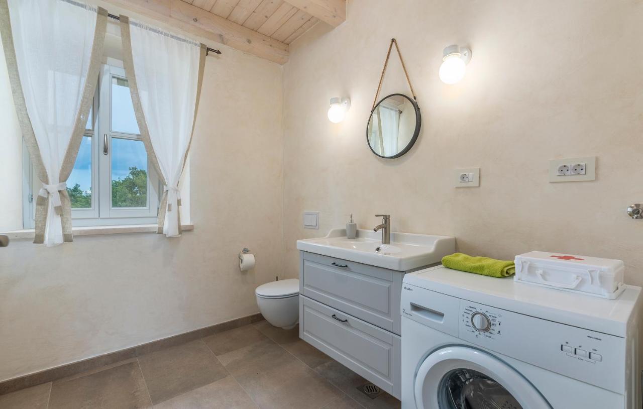 Villa-Osmium Smoljanci Bagian luar foto